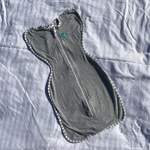 EUC Love to Dream Swaddle Up Size Small